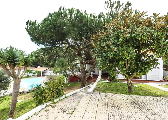 Cuca By Refugio 阿尔马达