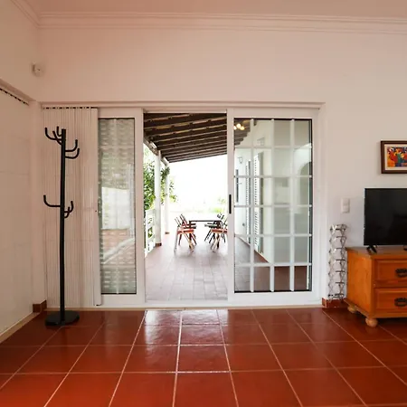 Cuca By Refugio Villa Almada