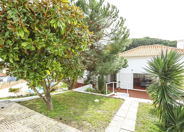 Villa Cuca By Refugio Almada