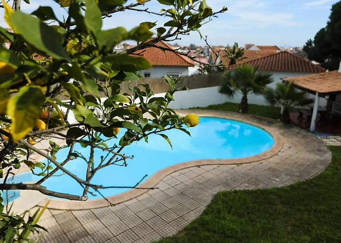 Cuca By Refugio Villa